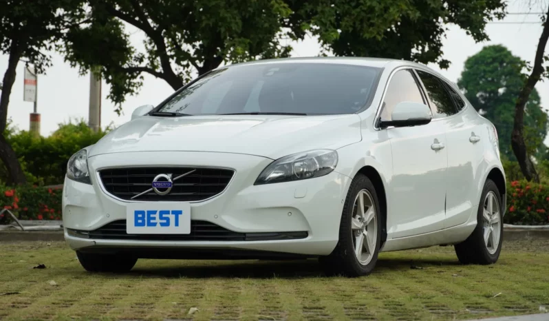 2014 Volvo V40 二手 T4 豪華版 白色 限時出清 特價32.5萬